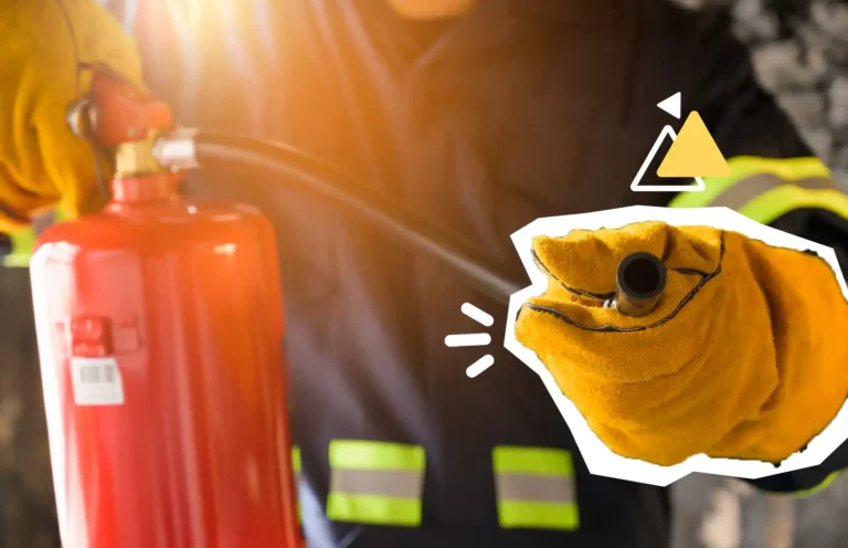 Pompier ou agent de securite tenant un extincteur pret a l’emploi pendant une formation a la prevention incendie.