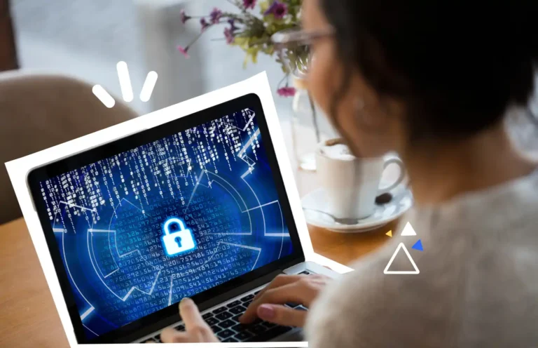 Collaboratrice suivant une formation en cybersécurité sur ordinateur portable, illustrant la protection des données et la prévention des cybermenaces en entreprise.