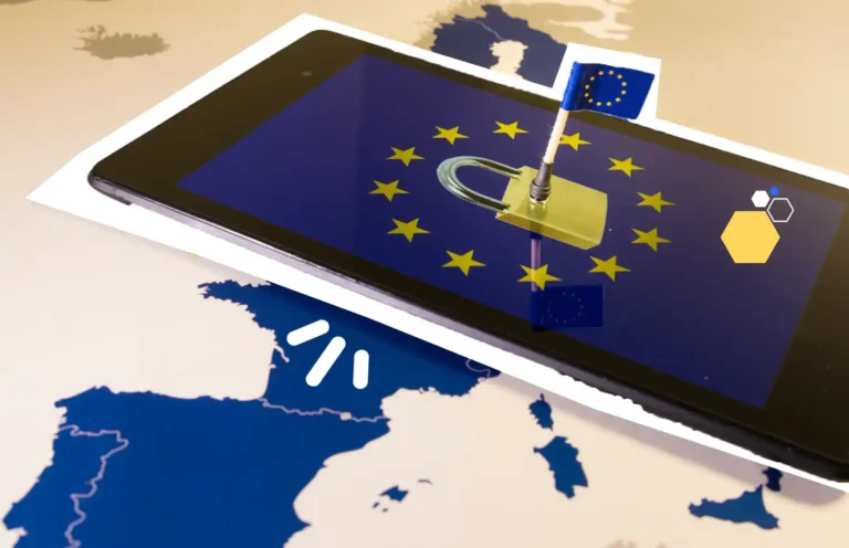 Illustration de la protection des données personnelles en Europe avec un cadenas et le drapeau de l’Union européenne sur une tablette, symbolisant la conformité RGPD et la sécurité numérique.